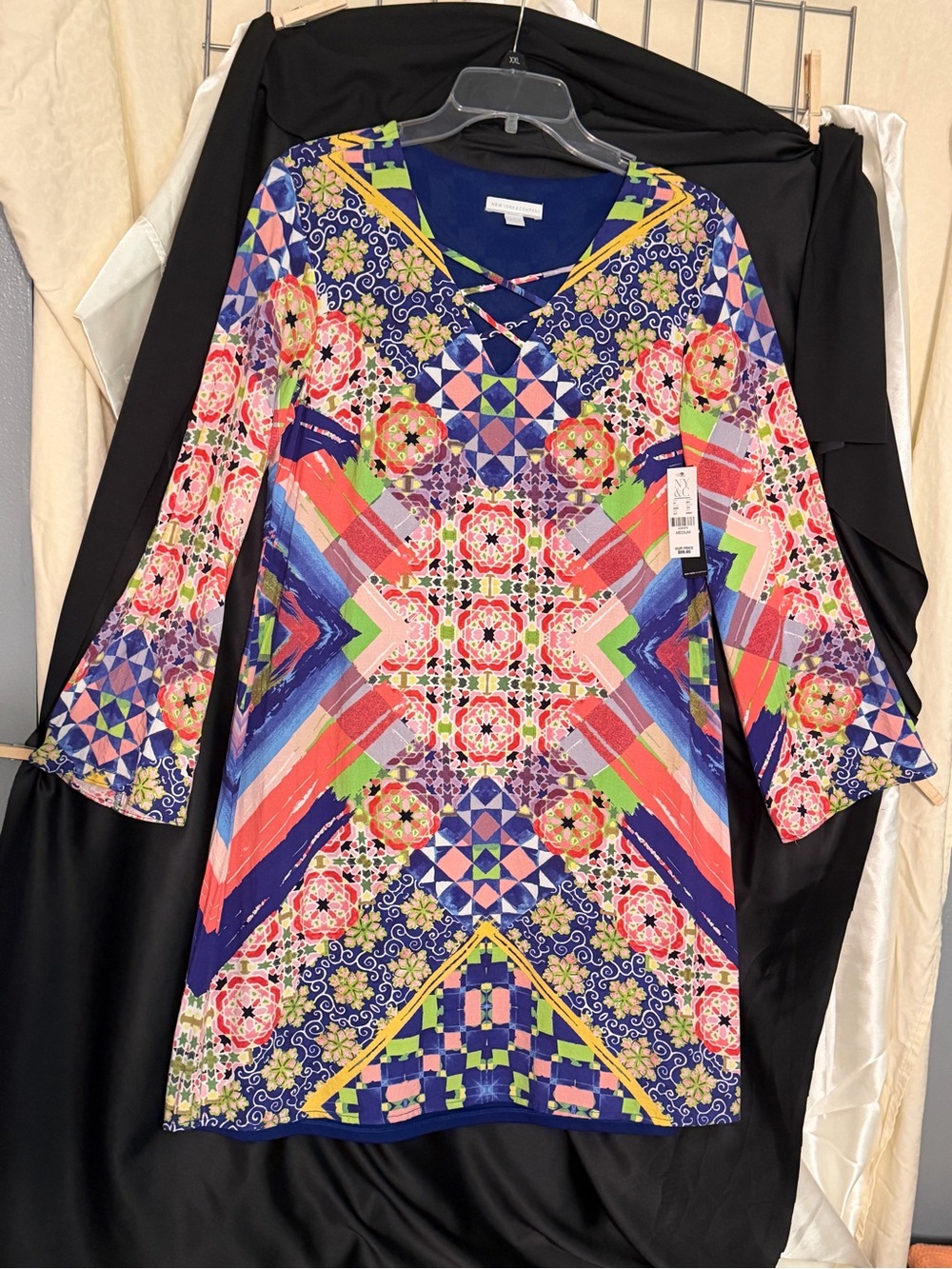 New York & Company Multicolor Geometric Floral Long Sleeve Tunic